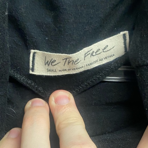 We The Free Free People Black Basic Oversized Tunic Sweater Size Small - Picture 3 of 5